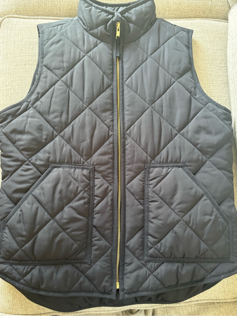Women's Quilted Black Zip-Up Vest